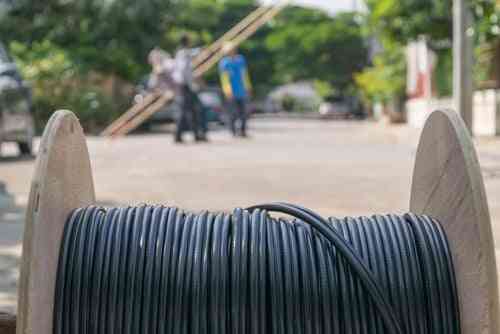 The Impact of Fiber Optic Internet & Small Cell on Joint Use