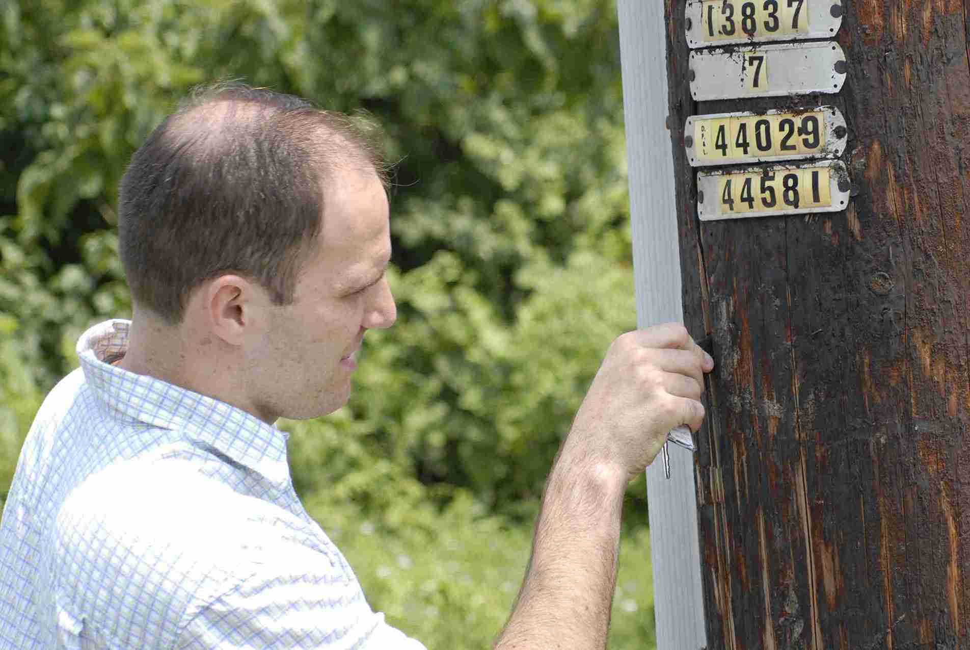 Field Asset Management: An Encyclopedia of NESC Inspection