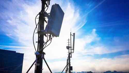 What are Small Cell Attachments? Introduction for Joint Use Owners